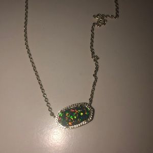 Kendra Scott necklace